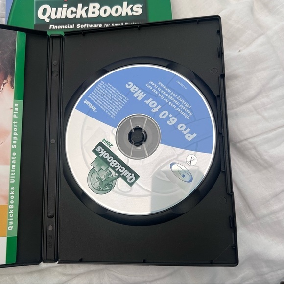 QuickBooks Pro Mac 2004 - Picture 7 of 8